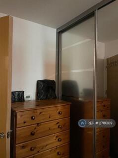 Bedroom With Good Size Wardrobe