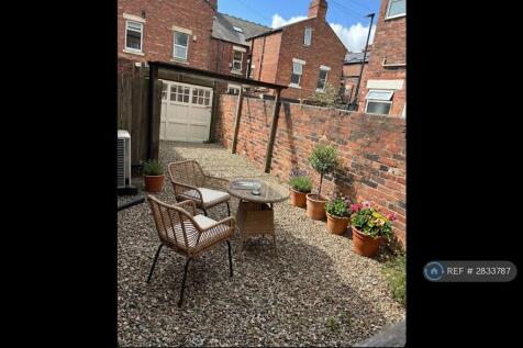 Rear Parking/Patio