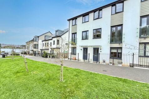 Plymouth, PL9 - property photo