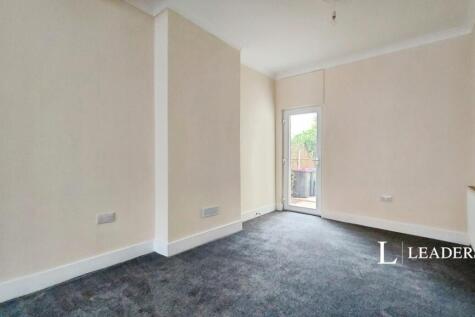 Maldon Road, Southend-on-Sea, Essex, SS2 photo 4