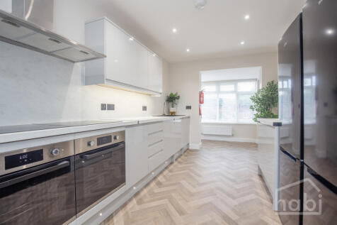 6-bed semi-detached on Cunningham Road, Norwich, NR5, £3,800/mo
