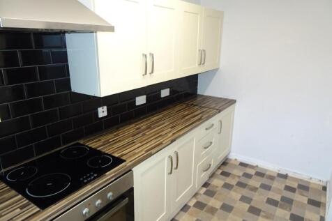 Kitchen (1).JPG
