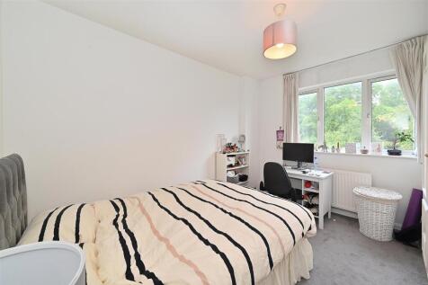 Third bedroom - BC .JPG