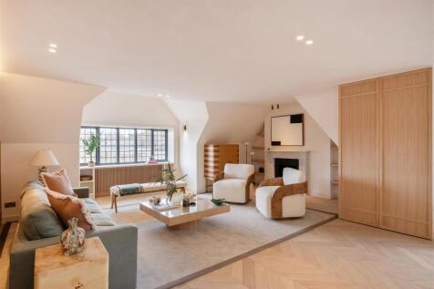 Flat 5 Walton House Hi-3.jpg