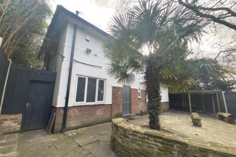 8-bed house on Derby Road, Nottingham, £5,373/mo