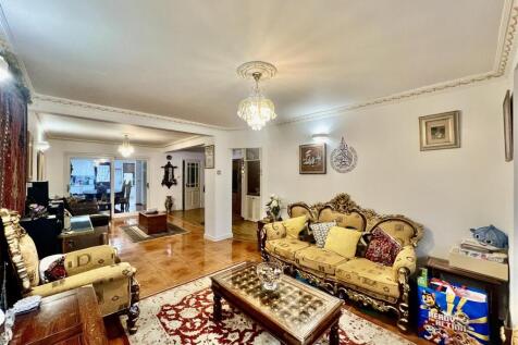 Through Lounge