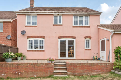 1328720-5-688b3fc...