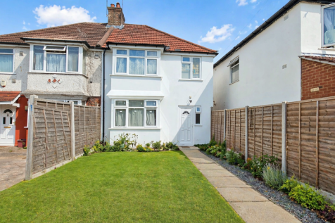 Hounslow, TW4 - property photo