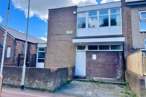Mitchell House, Gladstone Terrace NE8 4EA ¿ To 