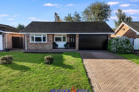 24 Long Meadow1.jpg