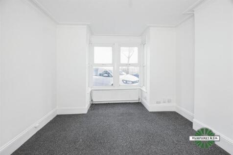 49A    Chelmsford Avenue -001.jpg
