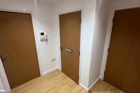 Hallway.jpeg