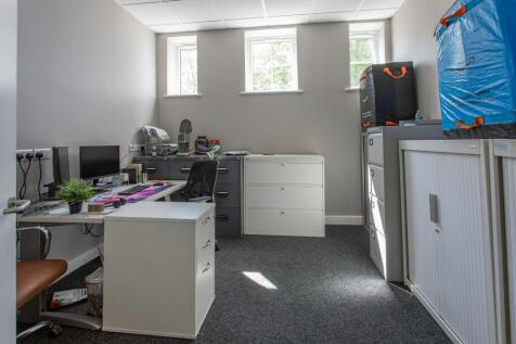 Office to rent Image 9