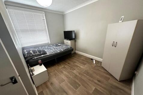 11602_42824_IMAGE...