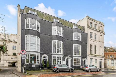 Old Steine, 44-46, Third Floor-009.JPG