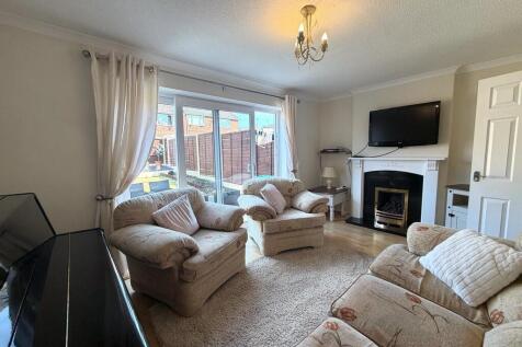 Ashleigh Drive, Uttoxeter photo 4
