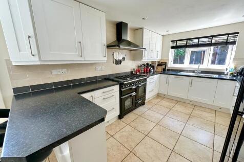 IMG-20250718-WA00...