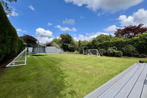 Ferndale Road, Sale photo 3