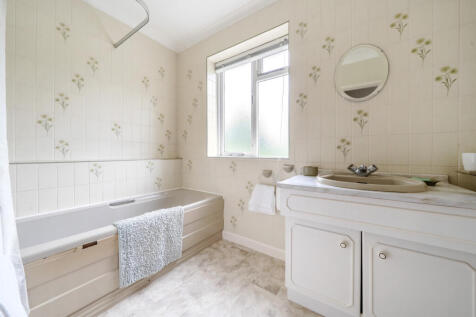 1329980-27-687f64...