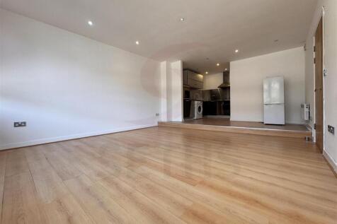Living Room/Kitchen