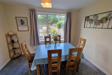 Moorside Road, Honley, HD9 photo 4