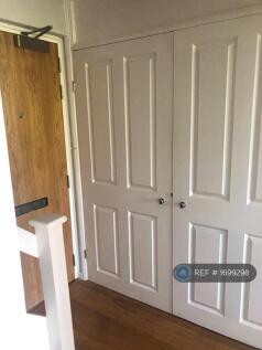 Aston Court, Woodford Green, IG8 photo 4