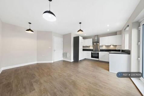 Living Room / Kitchen