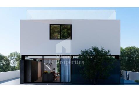 Luxury Contemporary Villa with Elevator, Indoor and Outdoor Pool in Gambelas