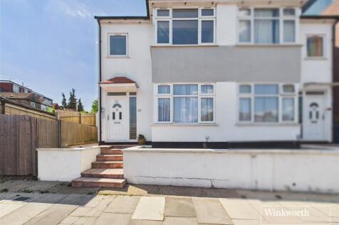 London, NW4 - property photo