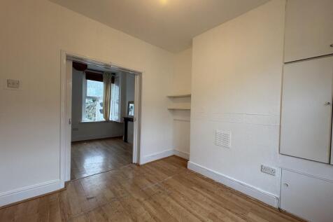 Keppoch Street, Roath, Cardiff photo 3