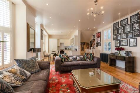 Lounge Area