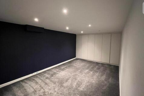 12 Arundel Street - Mezzanine Level