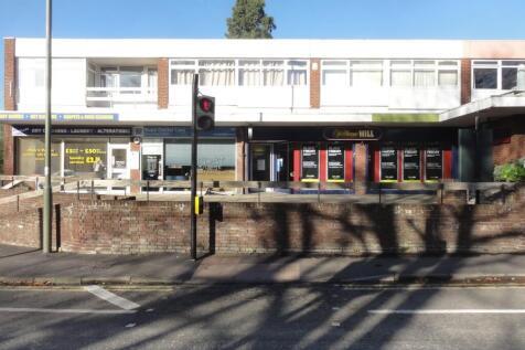 201 Epsom Road Merrow 002 (3).JPG