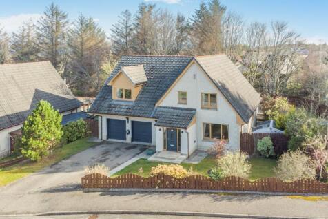 18 Redwood Crescent