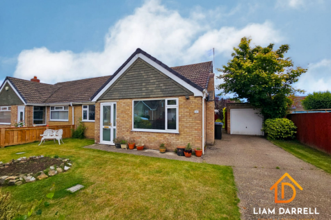Scarborough, YO13 - property photo