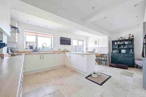 Kitchen &amp; Diner