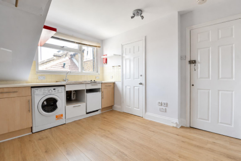 Upper Richmond Road West, East Sheen, SW14 photo 4