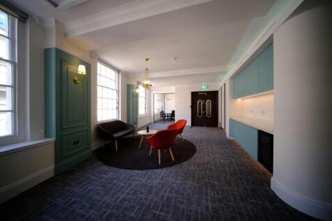 30 Cornhill 8.jpg