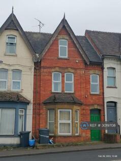 1-bed flat on Hendford Hill, Yeovil, BA20, £695/mo