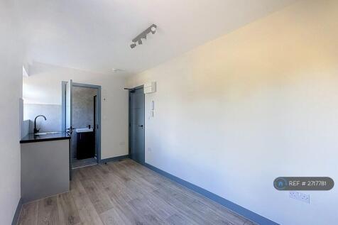 Coates Way, Watford, WD25 photo 3