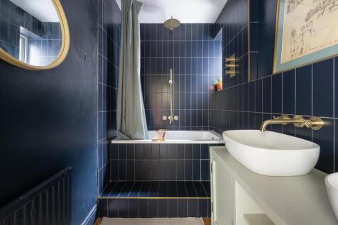 Lower Clapton Road, E5