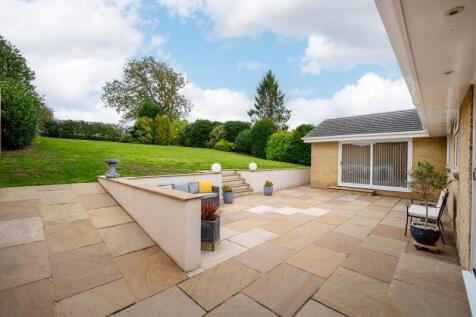 Terrace &amp; Garden 