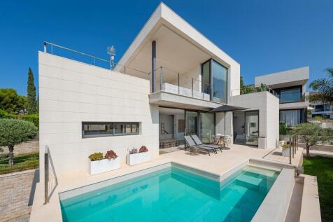 Exterior and Pool