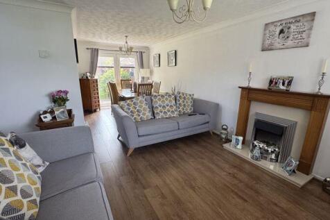 Portrush Close, Usworth, Washington photo 3