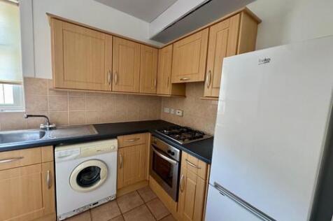 Park Crescent, Strathaven, ML10 photo 4