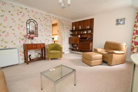 living room.JPG
