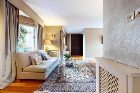 Property for sale in Battersea by Barrain London