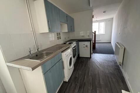 High Street, Cinderford, Gloucestershire, GL14 photo 4