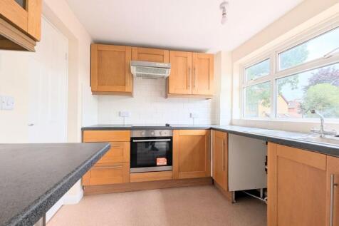 York Close, Horsham, RH13 photo 3