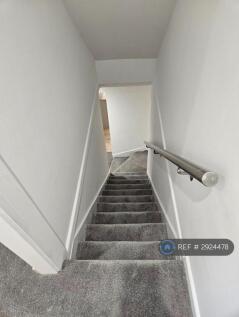 Elizabethan House, Brighouse, HD6 photo 3